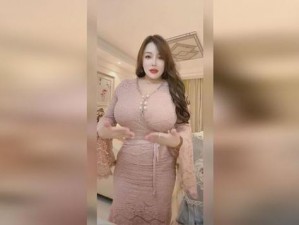 超乳波霸爆乳 AVBBWBBW 特大码美胸内衣，极致诱惑，让你欲罢不能